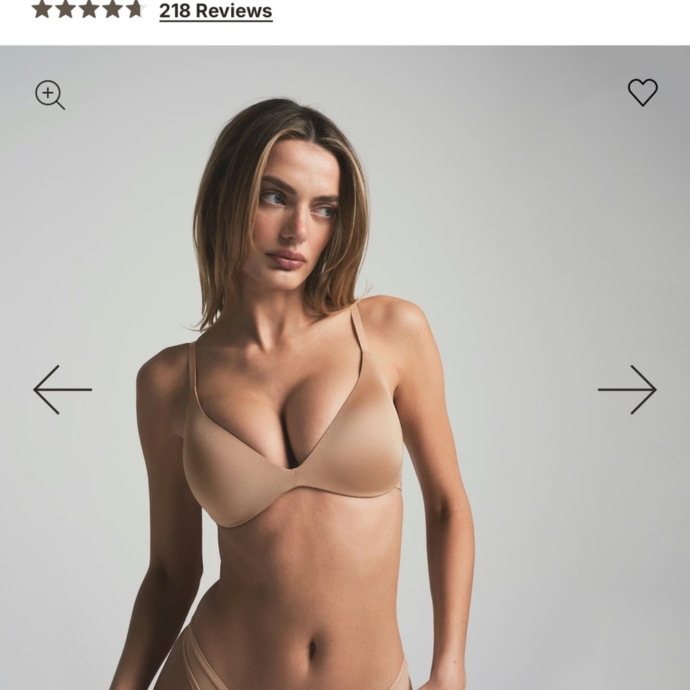 SKIMS WIRELESS FORM PUSH-UP PLUNGE BRA 32D NWT (Lot of 3)